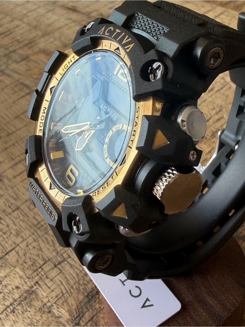 New in Box Activa x Invicta Chrono Sports Watch 49mm – Black/Gold Digital-Analog - Picture 2 of 7